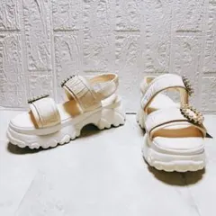 しまむら 辻希美 Ange Charme厚底サンダル ホワイト/ベージュ25cm