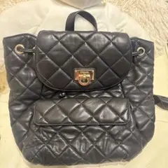 DKNY キルティング リュック ブラックのサムネイル