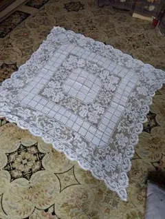 近沢レーステーブルクロス ホワイト 130x175cm＋ランチョンマット6枚 近沢レーステーブルクロス ホワイト 130x175cm＋ランチョンマット6枚