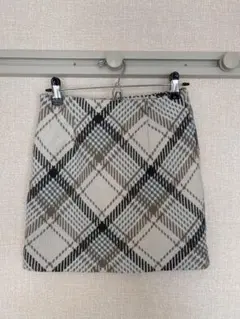 H &M チェック柄ミニスカート