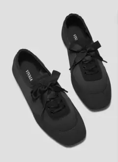 vivaia フラットシューズ