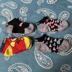 ベビー靴下セット（プ-マ、アンパンまん）