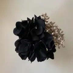 成人式前撮り 黒金 髪飾り ヘッドドレスヘッドパーツ ウェディング 卒業式袴