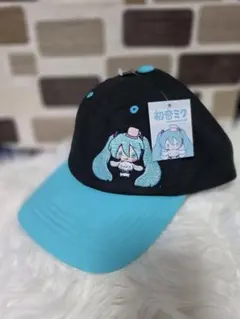 初音ミク × シナモロール バイカラーキャップ 帽子 57.5cmのサムネイル