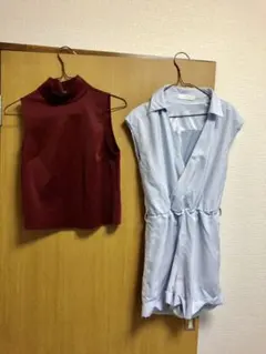 美品ワンピースタイプのパンツ型お洋服と袖無しハイネックのボルドーカラートップ