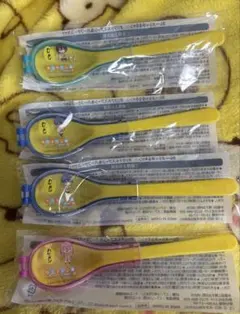 日清カレーメシ ゆるキャン スプーン　ハーフケース　食器　3種類4個セットのサムネイル