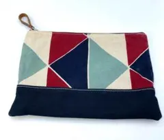 美品 マルニ MARNI ポーチ バイカラー レッド クラッチ リストレットのサムネイル