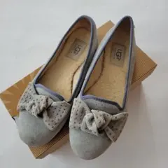 UGG グレー リボン付き モカシン