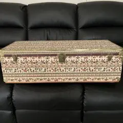 Item thumbnail for item ea11bcd4-d0a5-4f91-a70d-ff78f3ce68c3