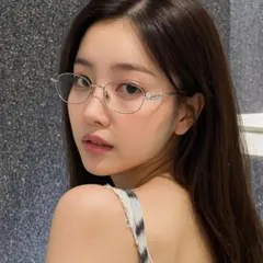 小顔効果★Y2Kビジュー付きオーバル伊達メガネ シルバーフレーム 小顔効果