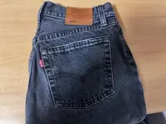 Levi's 501 ブラックデニムパンツのサムネイル