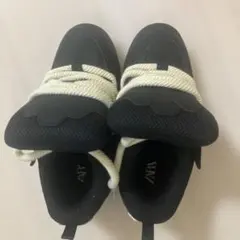 ZARA スニーカー25.5 今日で出品やめます