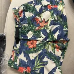 コロンビア　ショートパンツ