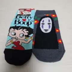 ベティ・ブープとカオナシのソックス