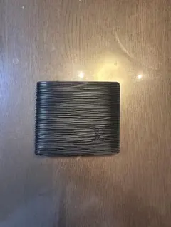 LOUIS VUITTON ブラック 二つ折り財布