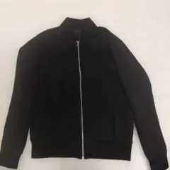 UNIQLO　ブラック ジップアップブルゾン
