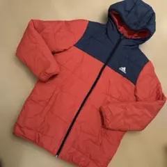 adidas ジュニア　フード付き中綿ジャケット レッド×ネイビー　160