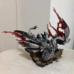 クリエイターズモデル　カプコン　モンハンフィギュア　 天彗龍バルファルク
