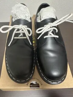 Dr. Martens 3ホール