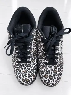 Reebok (リーボック)ローカットスニーカー レオパード柄