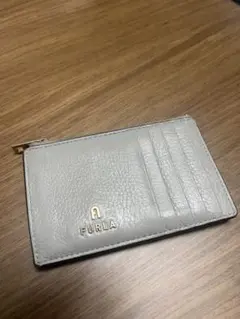 FURLA グレー レザー カードケース