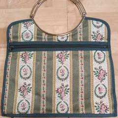 クラッチバッグ