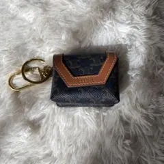 CELINE セリーヌ　AirPodsケース