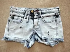 SOMETHING ダメージ加工デニムショートパンツ