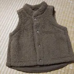 ユニクロ ボア ベスト リバーシブル 80㎝