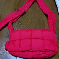 レッド キルティングショルダーバッグ