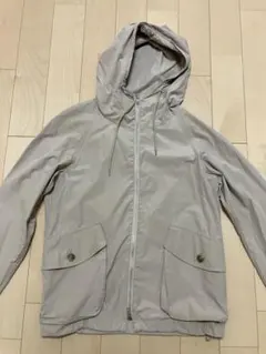 NEI/アバハウス　ベージュナイロンパーカー