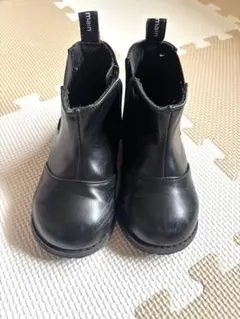 petit ブラック キッズブーツ サイドジッパー