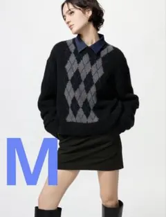 Mサイズ フラッフィクルーネックセーター　UNIQLO