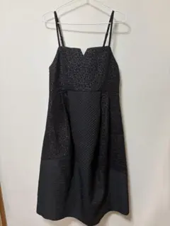 新品　アズノーアズ　エンボスキャミワンピース　フラワー柄　ブラック