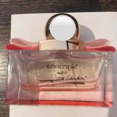 サルヴァトーレ　フェラガモ　シニョリーナイン　フィオーレ　オーデトワレ　30ml