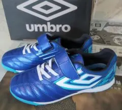 【値下げ】umbro サッカーシューズ 21.5cm 青/水色