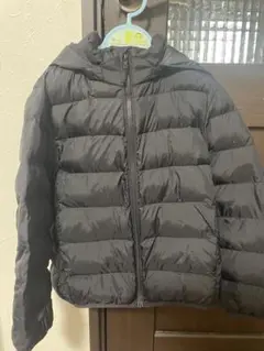 UNIQLO ブラック ライトウォームパデットパーカー 130サイズ