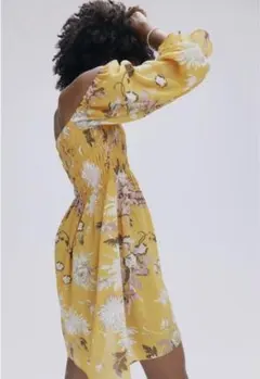 H&M オフショルダーワンピースのサムネイル