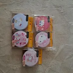 ちいかわ ちいかわらんど大阪梅田店1周年 ホログラム缶バッジ 希少品