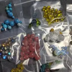 お子様のアクセサリー作りなどに！色加工、人工石おすそ分け 150粒くらい