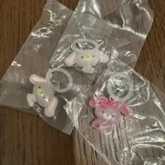 【匿名】サンリオキャラクターズ ゆるっとめじるしアクセサリー ３個セット