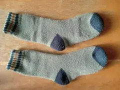 ウール混紡 厚手ソックス グレー系　手編み風