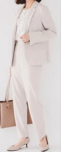 UNTITLED ライトベージュ パンツセットアップ