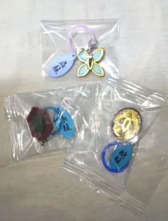 鬼滅の刃　日輪刀めじるしマスコット　冨岡義勇　胡蝶しのぶ　伊黒小芭内