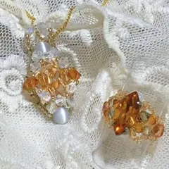 ビーズアクセサリー 【ネックレス＆リングセット】 ハンドメイド スワロフスキー