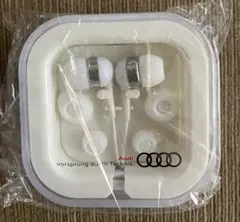 【未開封】Audi アウディ　有線イヤホン　白