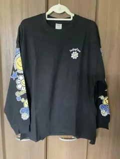 再値下げ新品スマイル柄のトレーナー