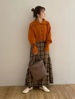 カーディガンオレンジ