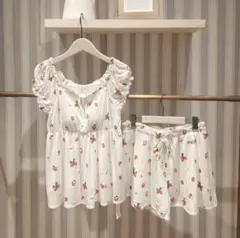 gelato piqueイチゴ柄 カップ付プルオーバー＆ショートパンツ