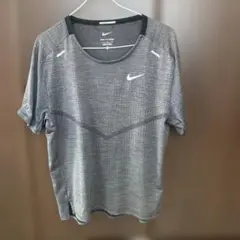 ない　ランニングＴシャツ